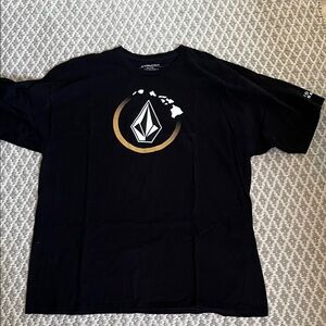 Volcom Black and Gold Graphic Tee Mens XXL 2XL